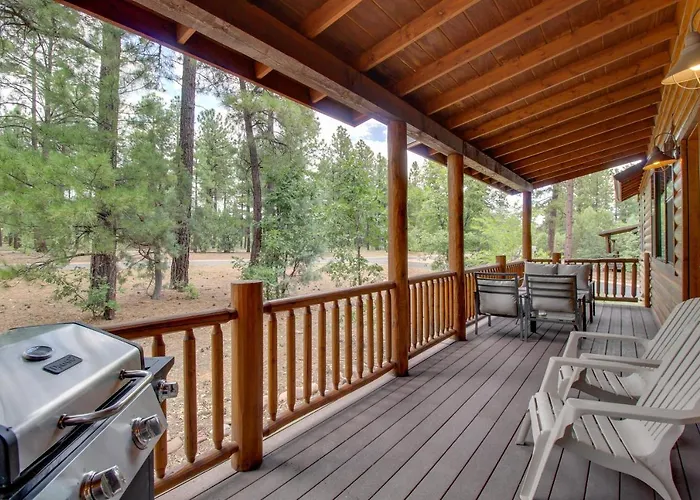 Furnished Deck & Grill: Woodsy Torreon Holiday home