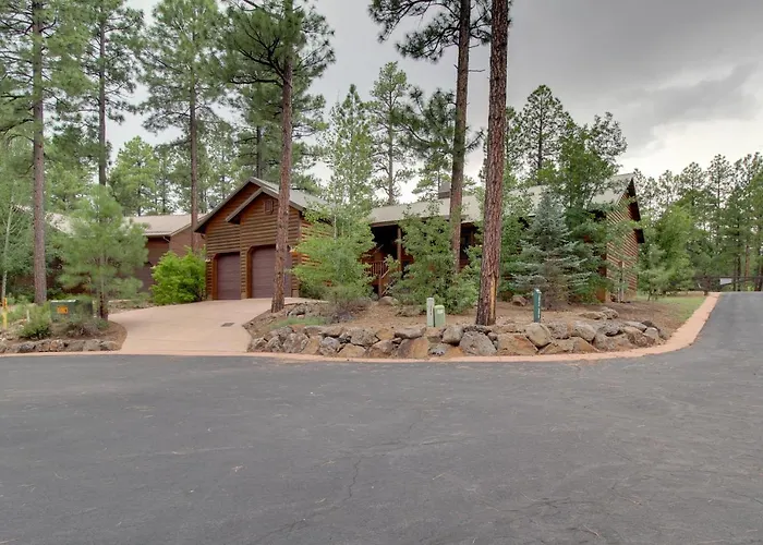 Furnished Deck & Grill: Woodsy Torreon Holiday home